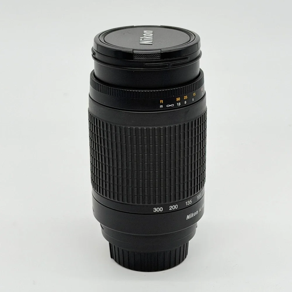 Nikon AF Nikkor 70-300mm f/4-5.6G Telephoto Zoom Lens F-Mount Black 9439535